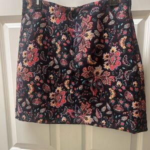 Loft floral woven skirt size 8